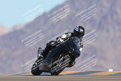 media/Oct-01-2023-SoCal Trackdays (Sun) [[4c570cc352]]/Turn 9 Set 1 (950am)/